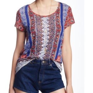 LUCKY BRAND • Large Scarf Print Tee Blue EUC